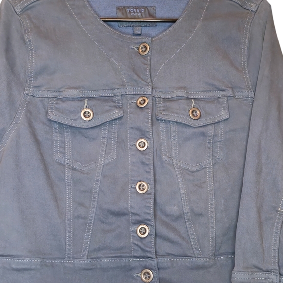 Torrid Cropped Collarless Denim Jacket Size 2 - Picture 4 of 8